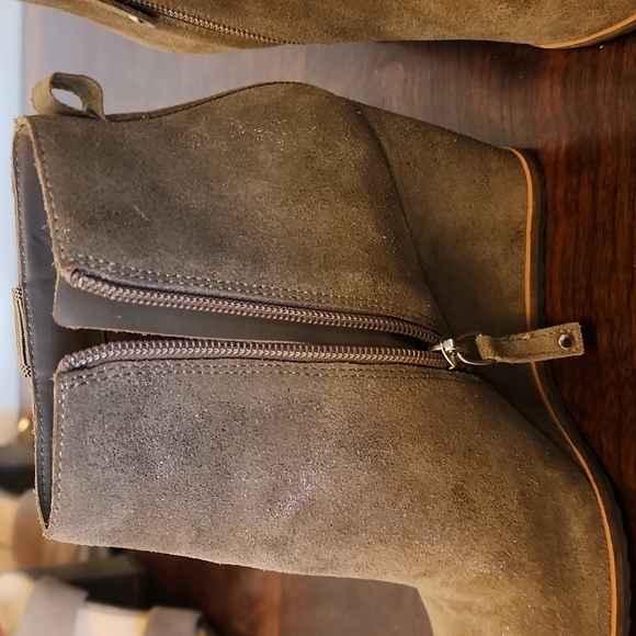 Linea Paola Winslet Olive Wedgie Bootie Women's sz 6.5 - Picture 9 of 10